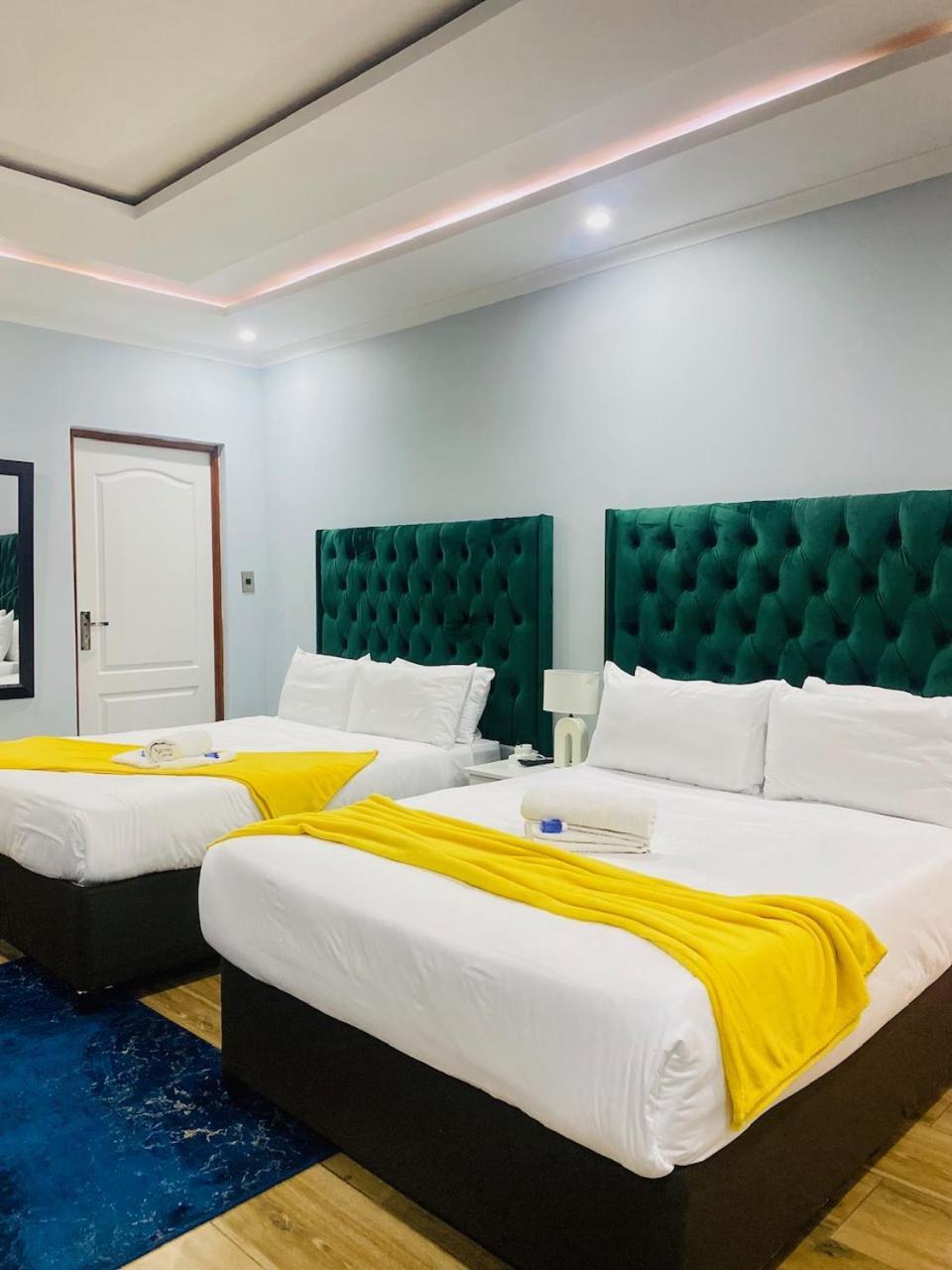 Airport Imperial Guest House Kempton Park Ngoại thất bức ảnh